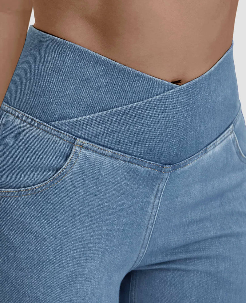 (Compre 1 Leve 2) Calça Jeans de Cintura Alta Cruzada